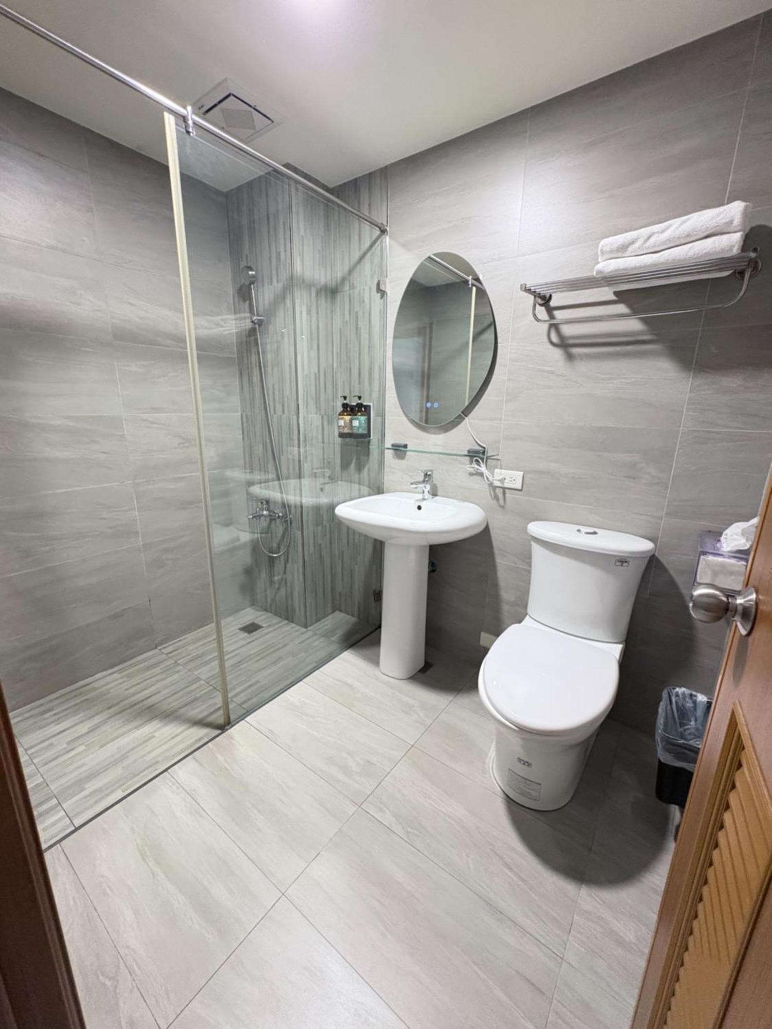 Kaohsiung Raifong Corner Homestay Exteriér fotografie